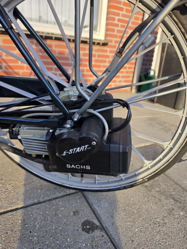 Sparta E-Start elektrische fiets met benzine Sachs motor, Fietsen en Brommers, Elektrische fietsen, Ophalen, Gebruikt, Sparta