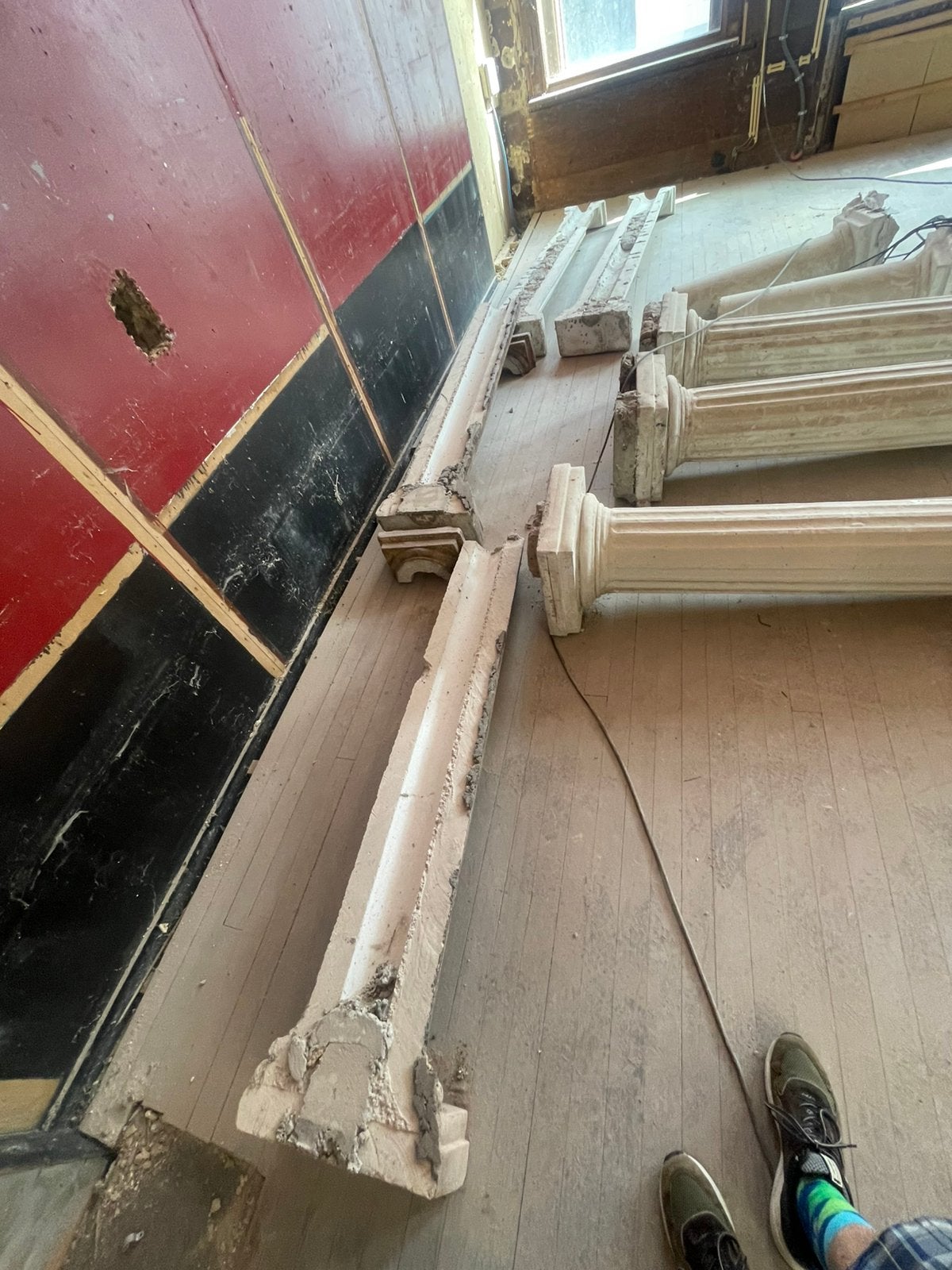 Romeinse pilaren. Circa 2 meter hoog. Zwaar, Ophalen, Gebruikt, Beton