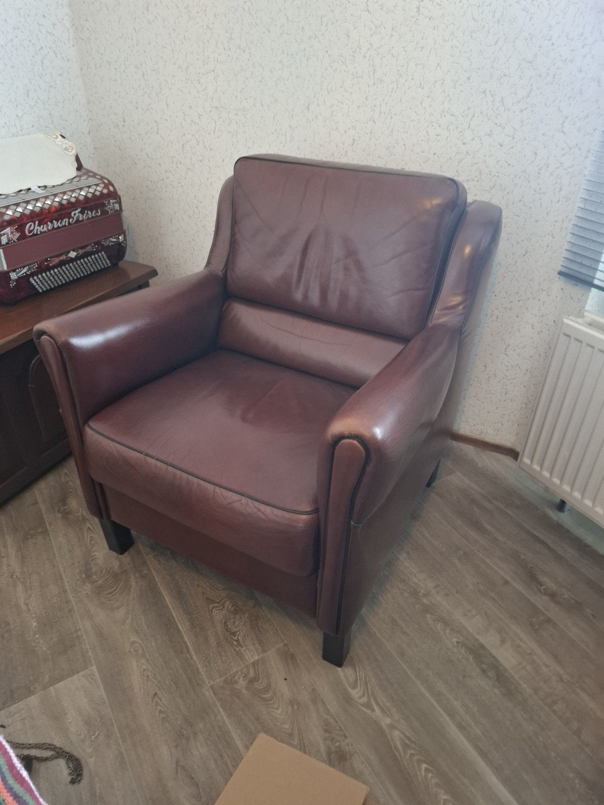 Mooie stoel van stevig leder, Ophalen, Gebruikt, Leer