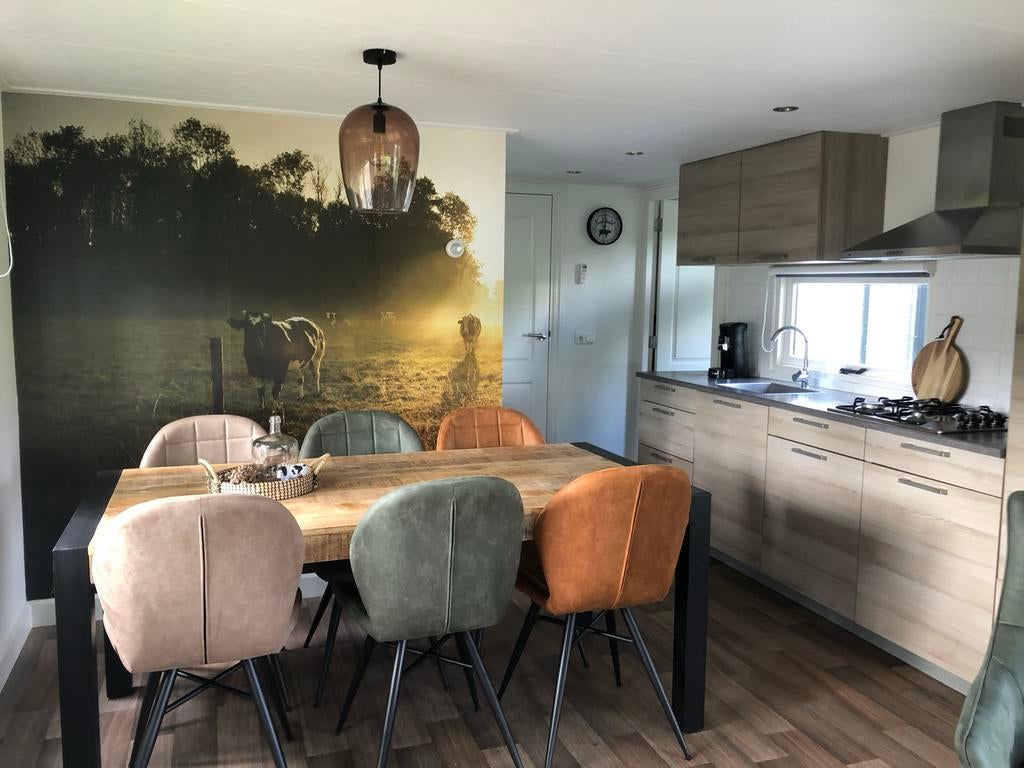 6 pers. gerenoveerd chalet op camping de Klimberg., Caravans en Kamperen, Stacaravans, Tot en met 6