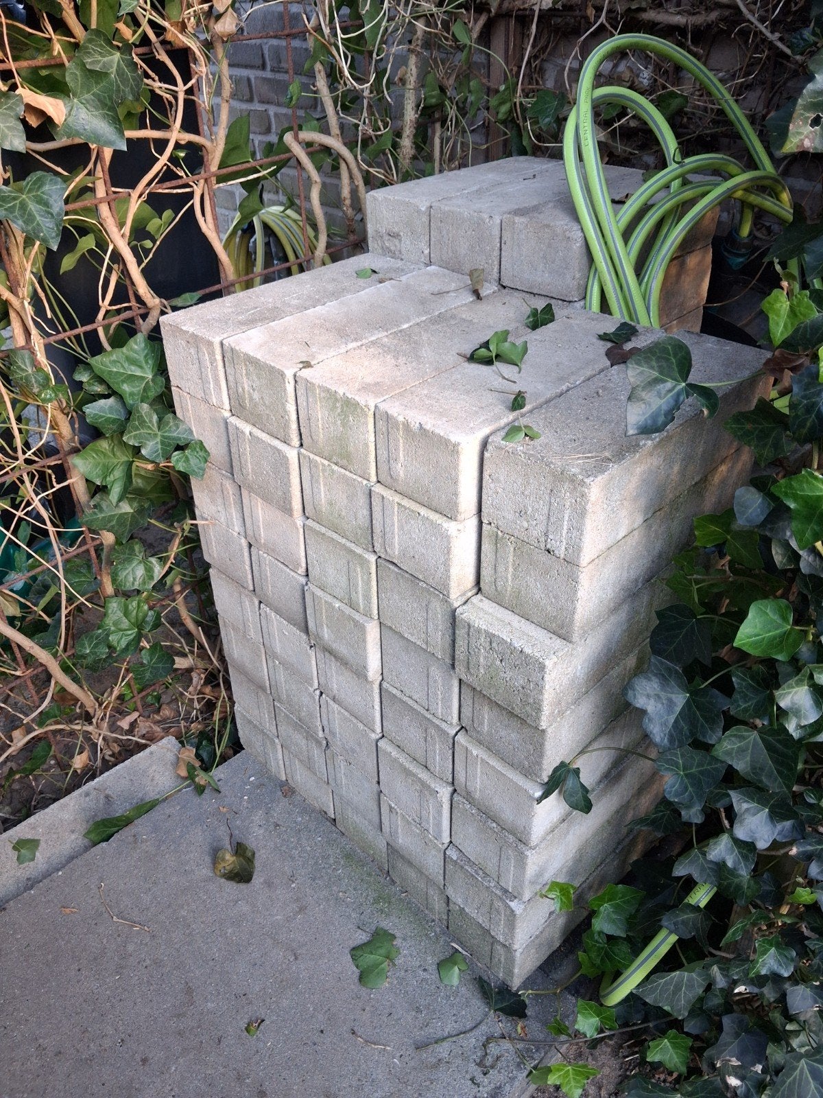 stapelblokken ,steen ,tuin, Tuin en Terras, Ophalen, Beton, Minder dan 5 m², Overige typen