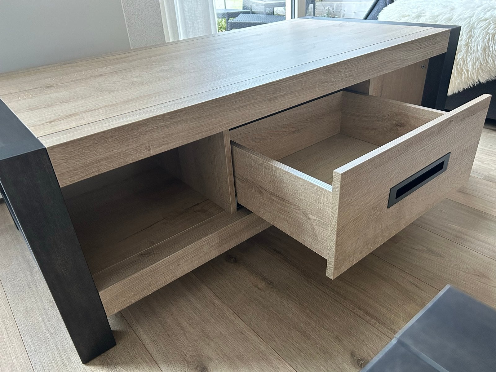 Salontafel met lade en opbergruimte, Ophalen, 100 tot 150 cm, Zo goed als nieuw, Rechthoekig