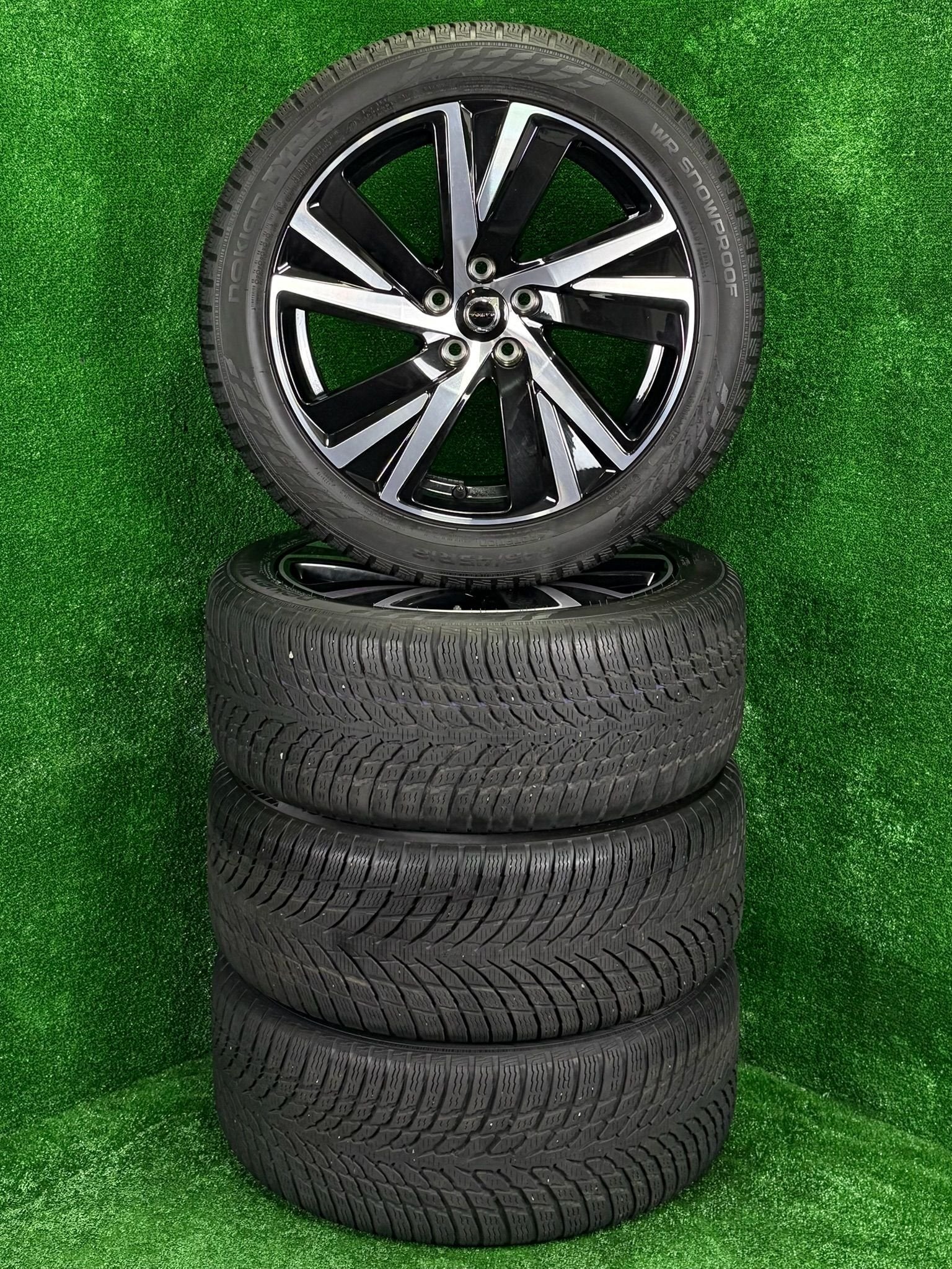 Originele 18 inch Volvo R-Design velgen winterbanden V60 S60, Auto-onderdelen, 18 inch, -, -, Banden en Velgen
