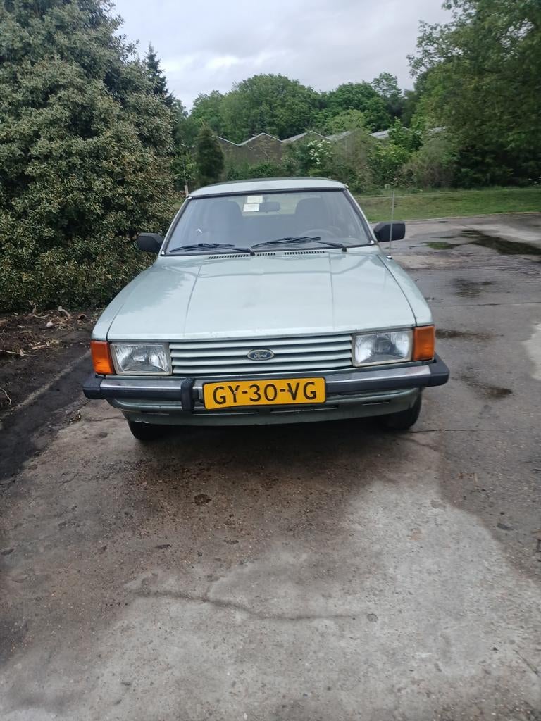 te koop ford  taunus  1.6 l kombi  1981, Auto diversen, Schadeauto's, Ophalen, Stationwagon, Handgeschakeld, Ford