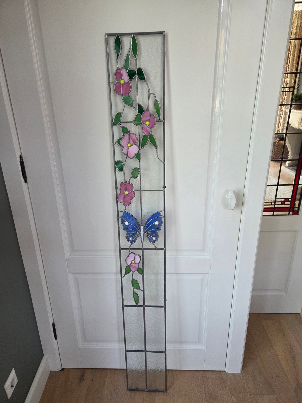 Mooi smal glas-in-lood paneel met een decoratief ontwerp, Ophalen, Zo goed als nieuw