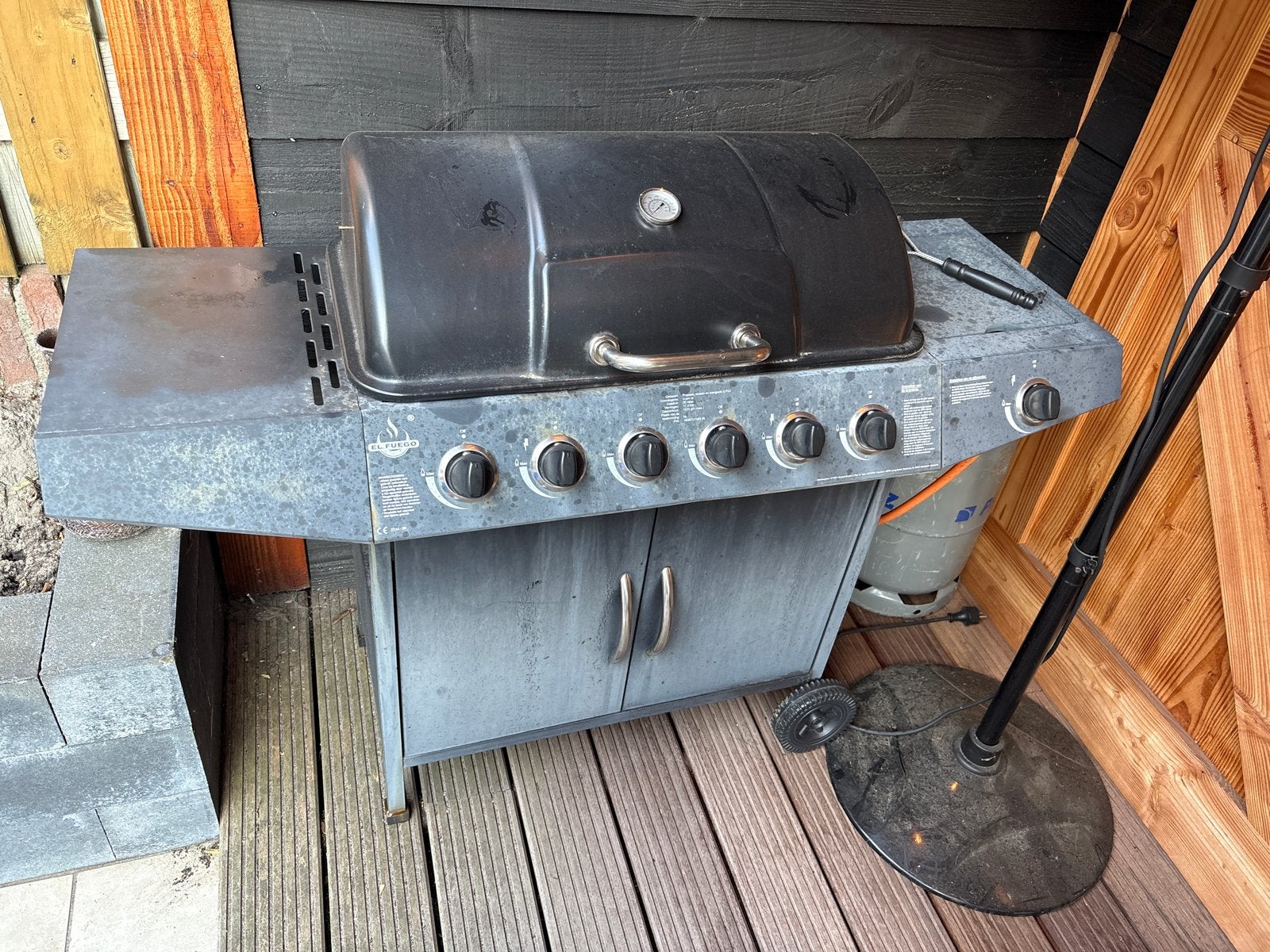 Gratis gasbarbecue, Ophalen, Gebruikt