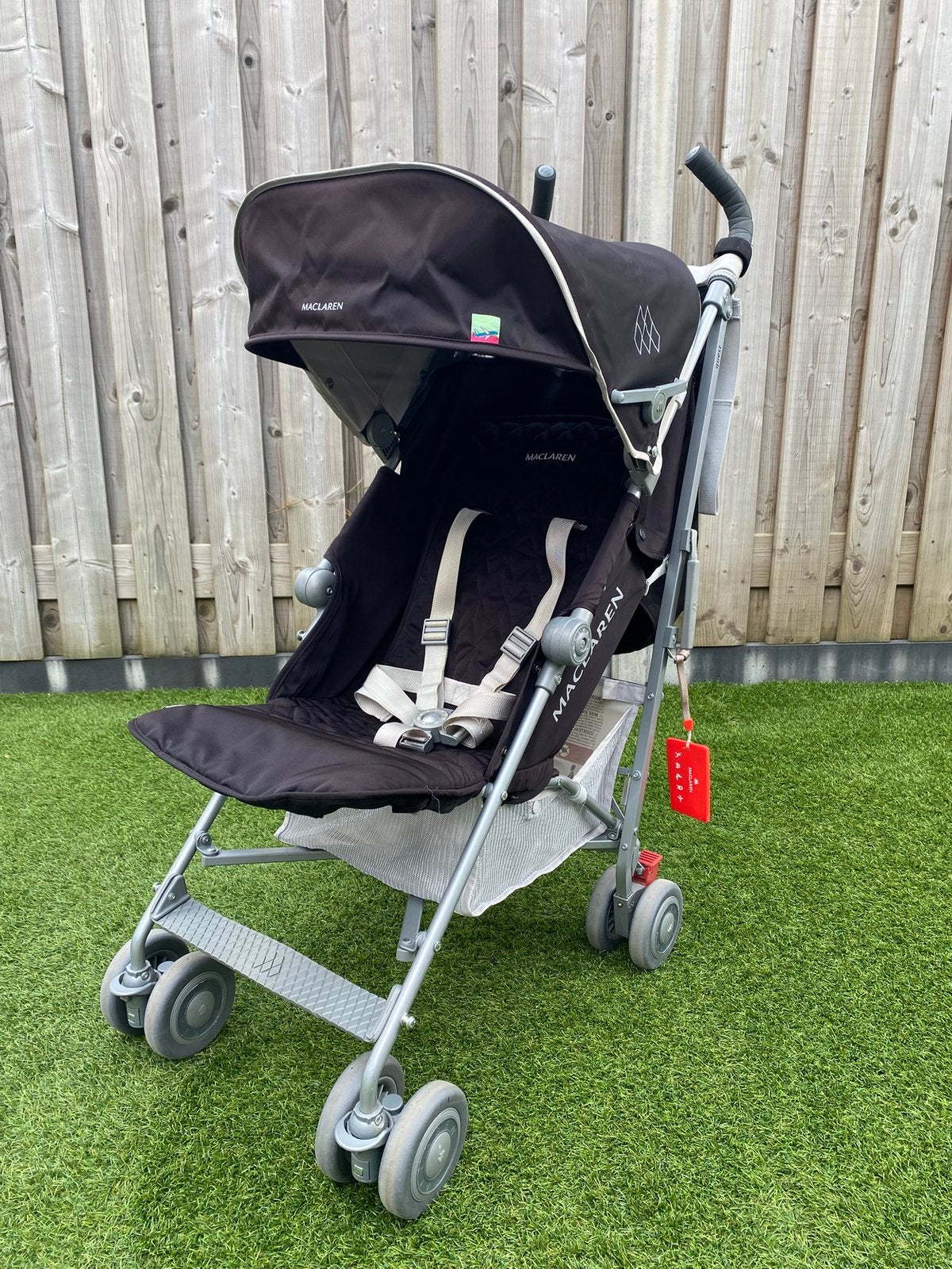 Maclaren Quest buggy | Lichtgewicht 6,5 kg | Compleet, Kinderen en Baby's, Ophalen, Zo goed als nieuw, Maclaren, Regenhoes