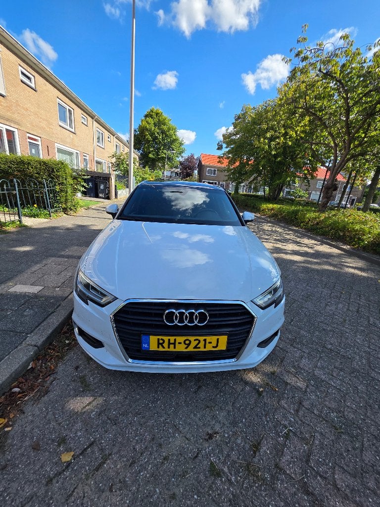 Audi A3 2.0 TDI 150pk 2017 Wit, Stof, Parkeerassistent, Euro 6, Wit
