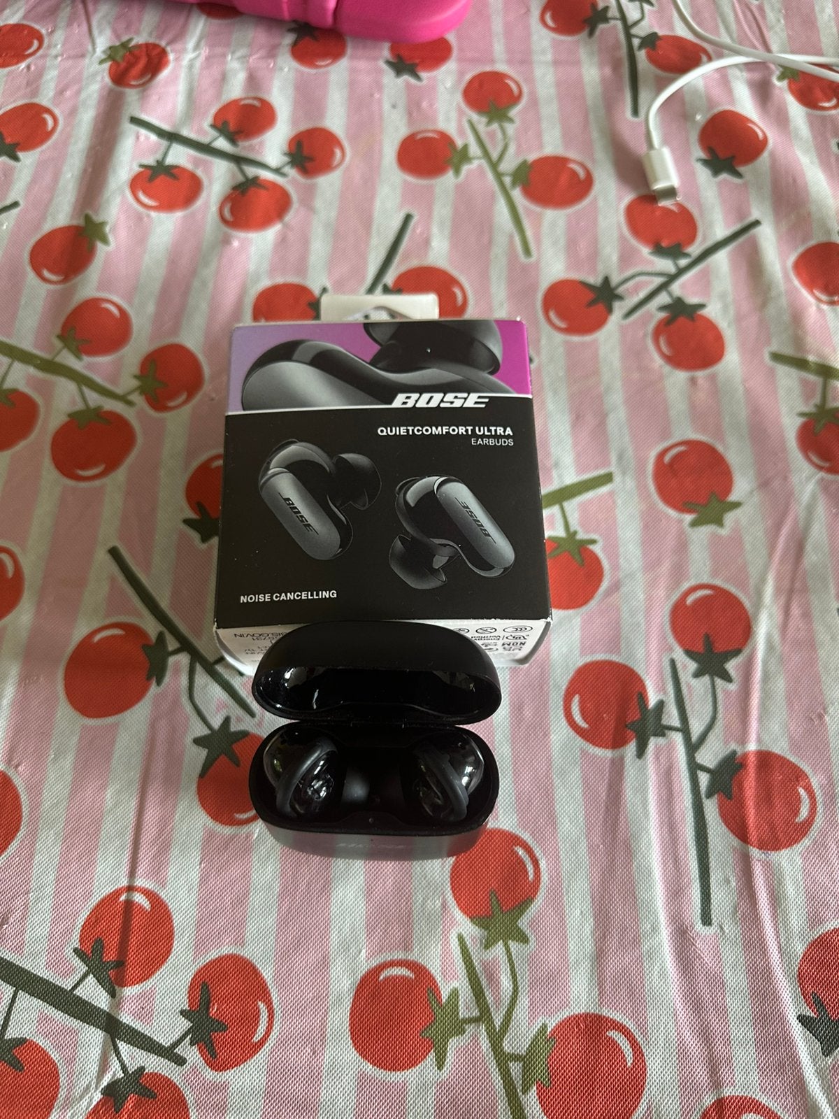 Bose QuietComfort Earbuds Ultra zgan.