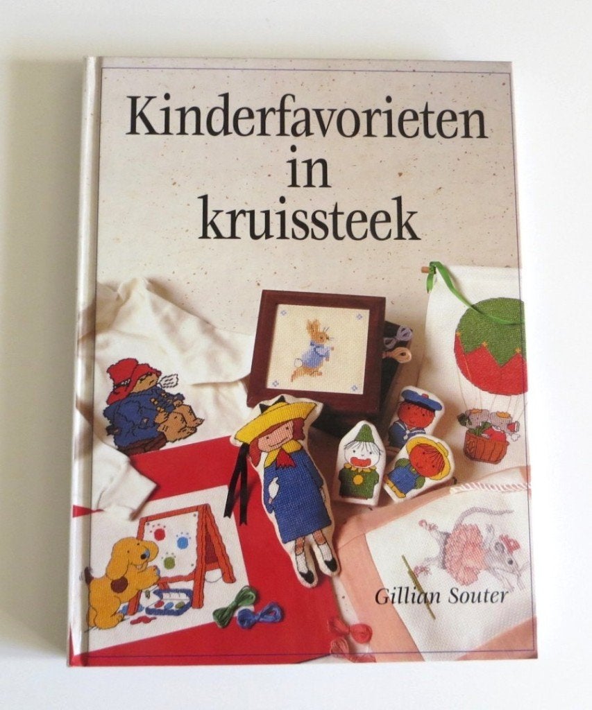 Vintage Borduurboek E4088: Kinderfavorieten in kruissteek, Boeken, Gillian Souter, Ophalen of Verzenden, Zo goed als nieuw, Borduren en Naaien