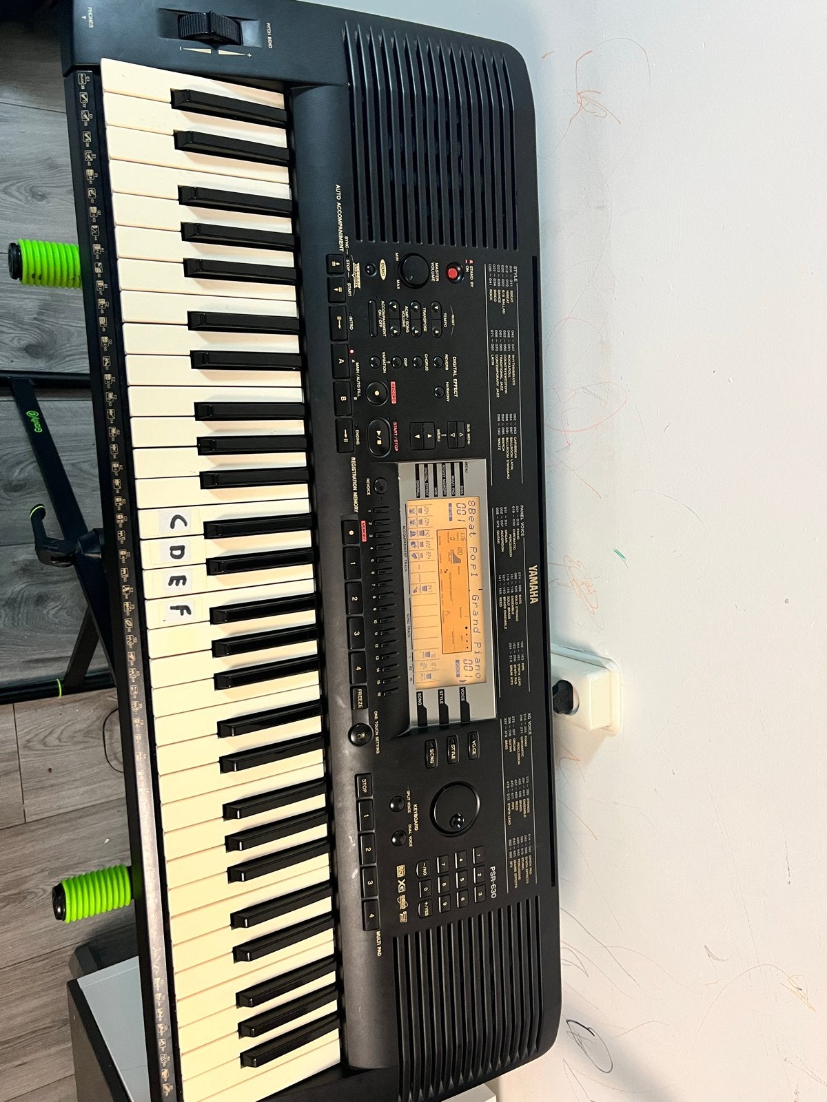 Yamaha PSR-S630keyboard met standaard, Yamaha, Ophalen of Verzenden, Aanslaggevoelig, 61 toetsen
