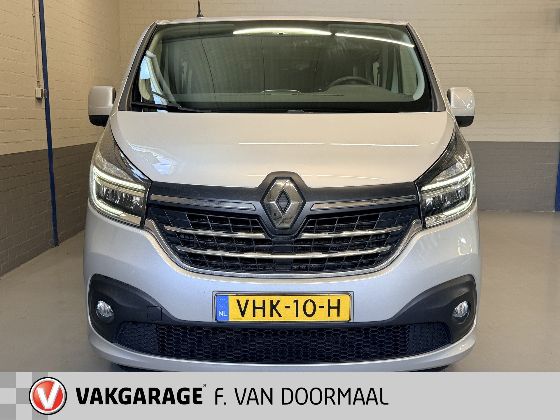 Renault Trafic 2.0 dCi 120 T29 L2H1 Dubbele Cabine Work Edit, Voorwielaandrijving, Gebruikt, Euro 6, 4 cilinders