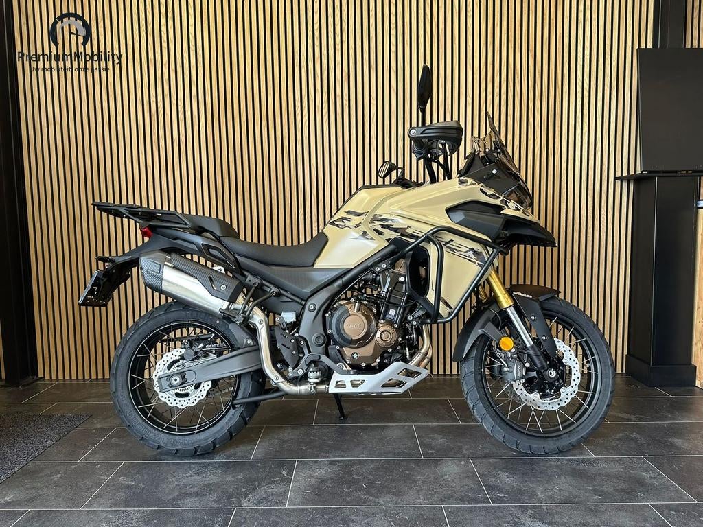 VOGE DS625X (DESERT YELLOW), 2 cilinders, 581 cc, Motorrijbewijs A, Bedrijf