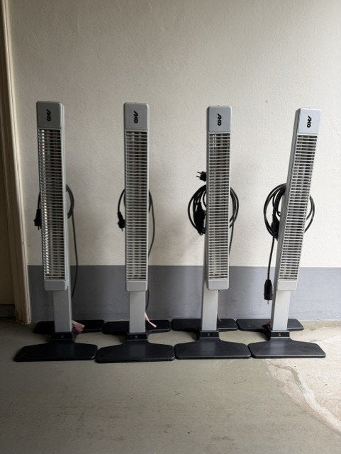 4 x AKO terrasverwarmer 1400W - staande infrarood heater, Draaibaar, Vloer, Zo goed als nieuw, Ophalen