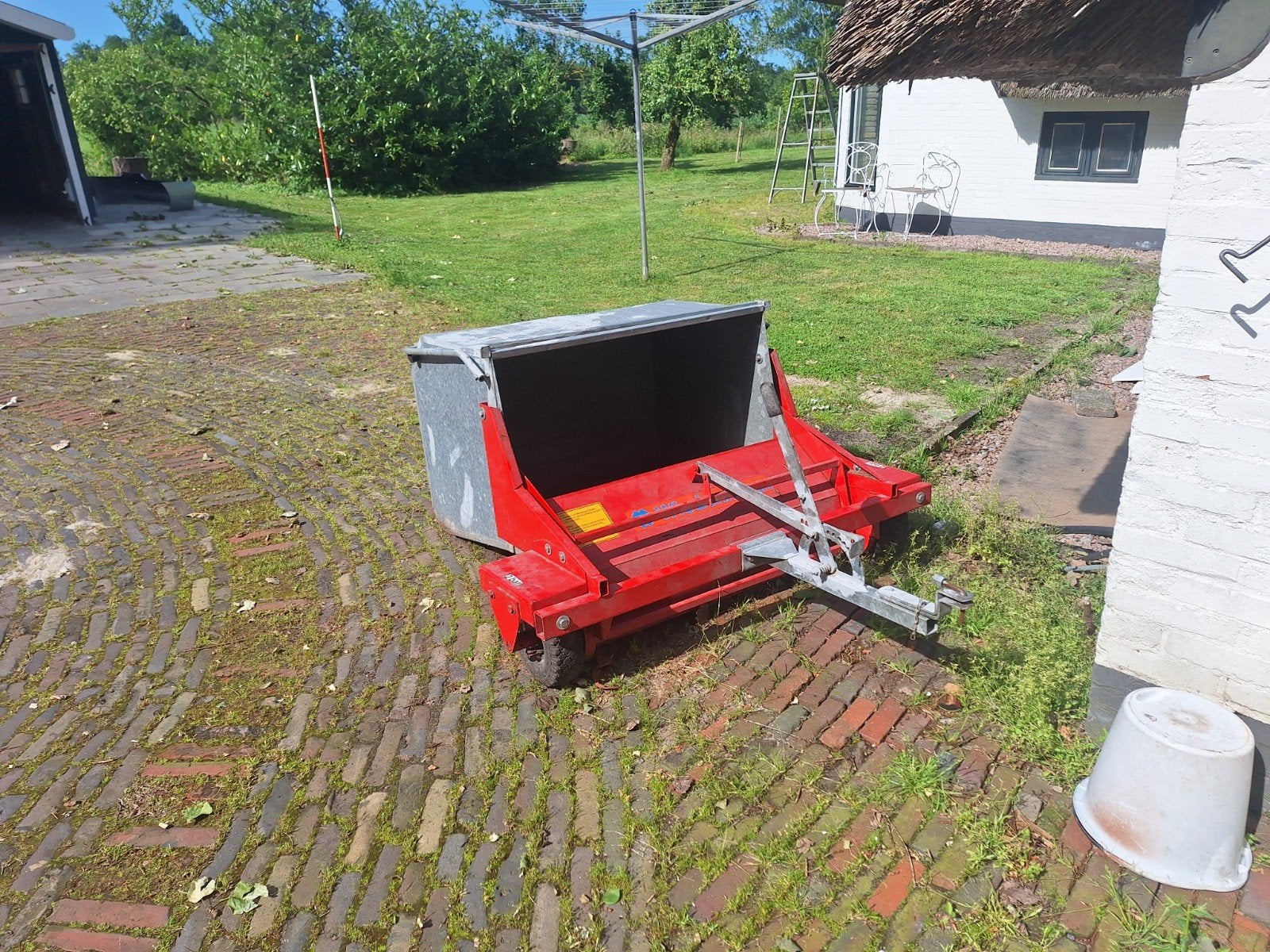 Wiedenmann gras/bladveger, Tuin en Terras, Veegmachines, Ophalen