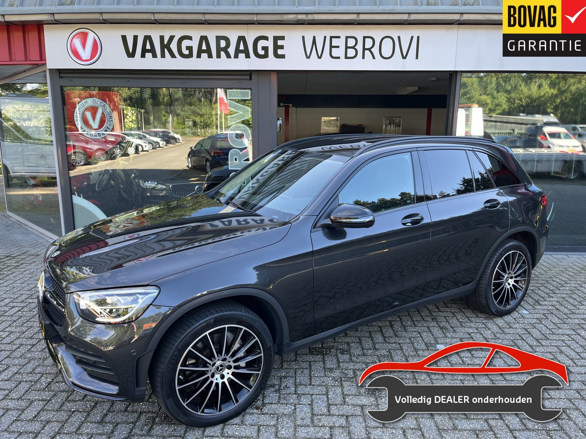 Mercedes-Benz GLC 300e 4MATIC Business Solution AMG, Auto's, Automaat, Dealer onderhouden, Gebruikt, Euro 6