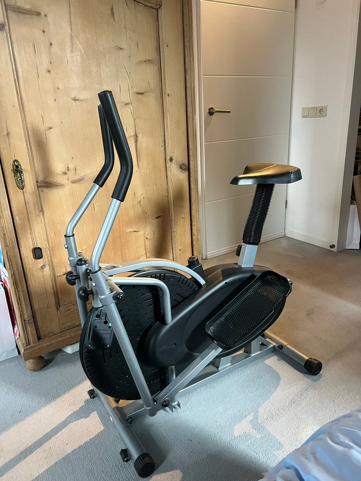 Crosstrainer met zitje - Ideaal voor thuistraining, Ophalen, Gebruikt, Armen, Crosstrainer