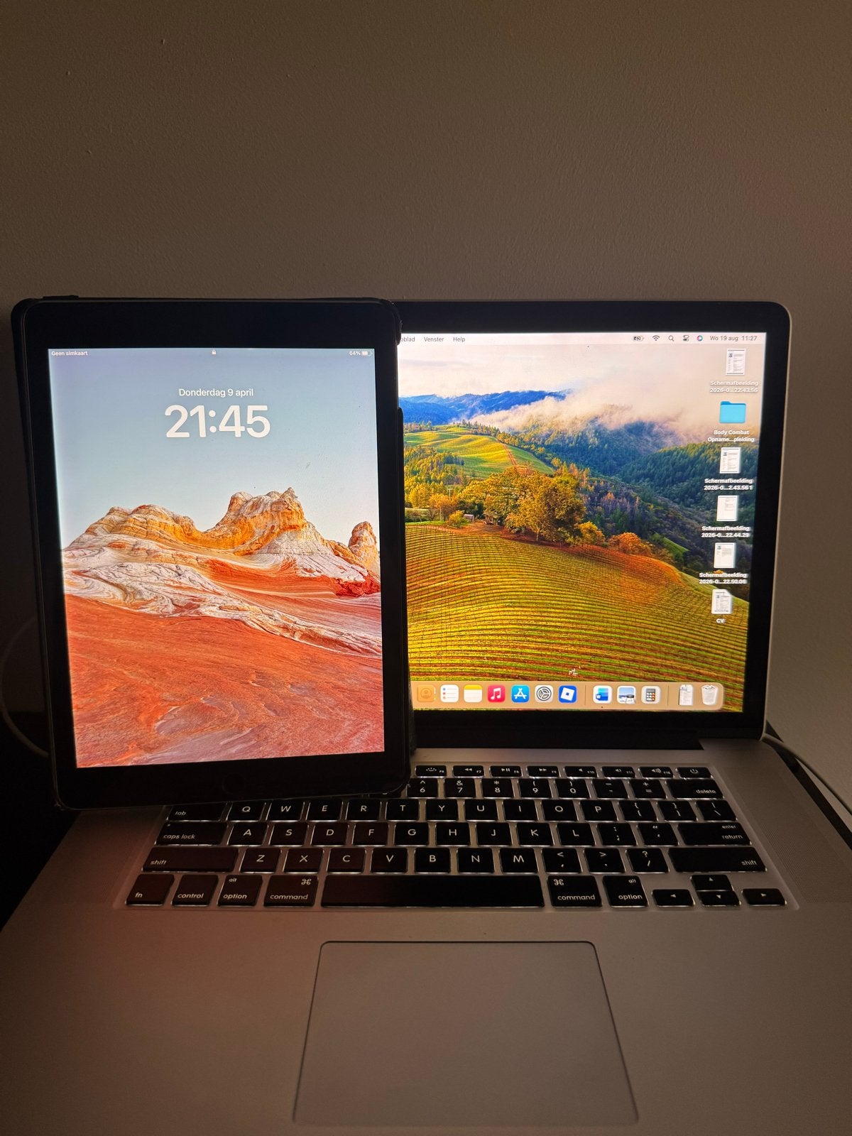 MacBook Pro Retina 15 inch (2013) + iPad Pro 9,7 inch, Computers en Software, Apple Macbooks, Gebruikt, 2 tot 3 Ghz, 8 GB, Onbekend