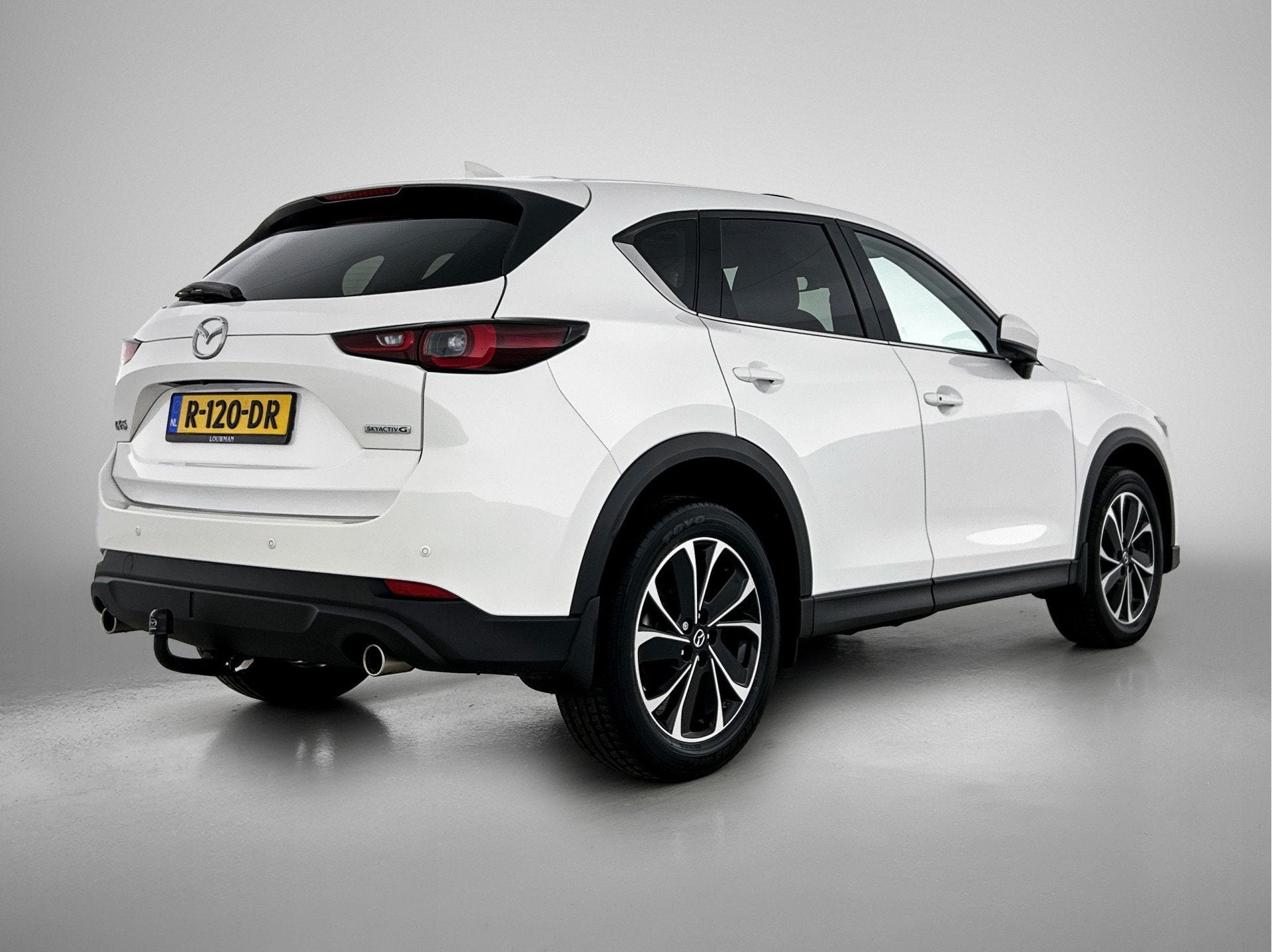 Mazda CX-5 2.0 SkyActiv-G 165 Luxury | Trekhaak | Schuifdak, 15 km/l, 4 cilinders, Wit, Bedrijf