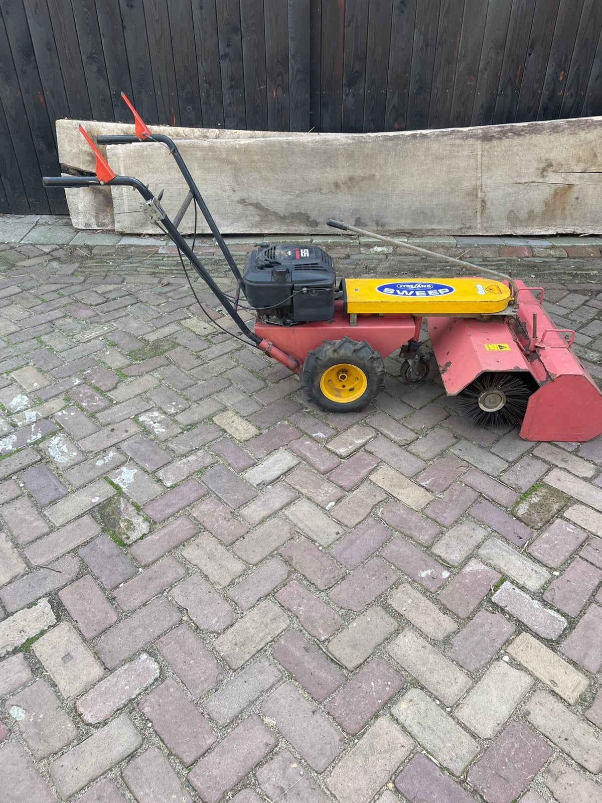 Sweep veegmachine., Ophalen, Gebruikt