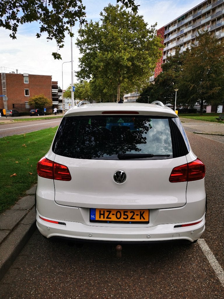 Volkswagen Tiguan 2.0 TSI 155KW/210PK 4M 7-DSG 2012 Wit, Auto's, Zwart, 4 cilinders, Wit, Leder