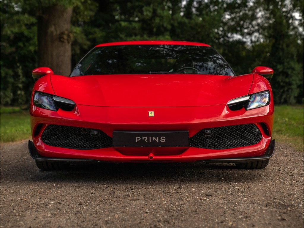 Ferrari 296 GTB 3.0 V6 Assetto Fiorano | Warranty 04-2029 |, Auto's, Ferrari, Achterwielaandrijving, Gebruikt, Met garantie (alle)