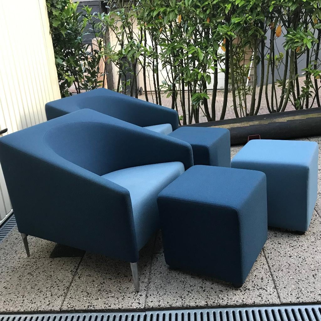 Set 2 Artifort Seven design fauteuil chair 3 voetenbank kruk, Ophalen, 75 tot 100 cm, Nvt, Nvt