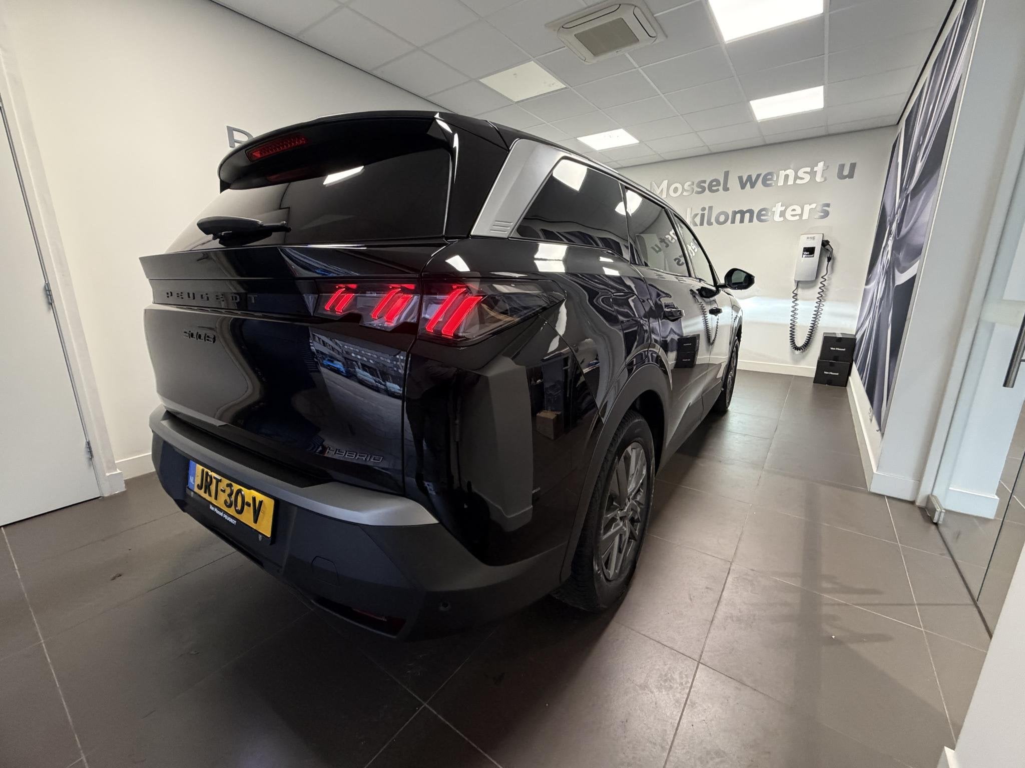 Peugeot 5008 1.2 Hybrid 145 Allure Nieuw! Direct uit voorraa, 1199 cc, Zwart, Origineel Nederlands, Bedrijf