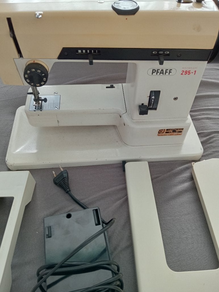 naaimachine Pfaff (defect), Ophalen, Gebruikt, Naaimachine, Pfaff