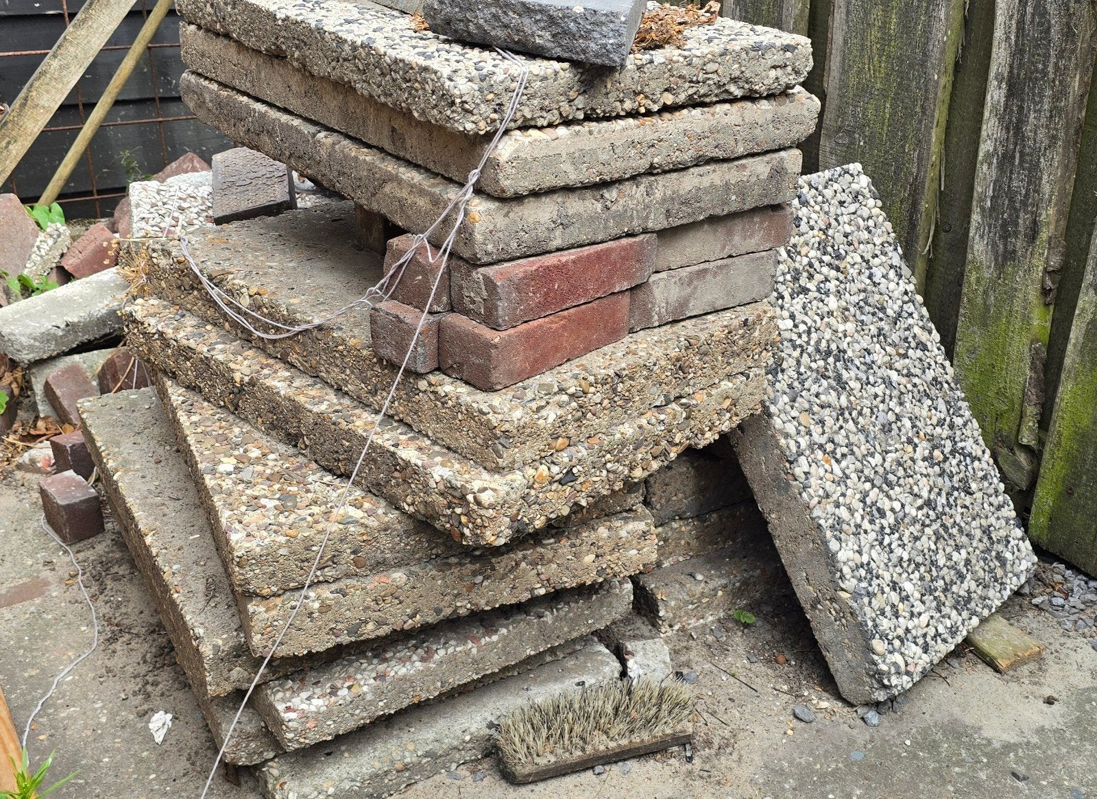 Grindtegels 60 x40 cm. Gratis ophalen, Ophalen, Gebruikt, Beton, Terrastegels