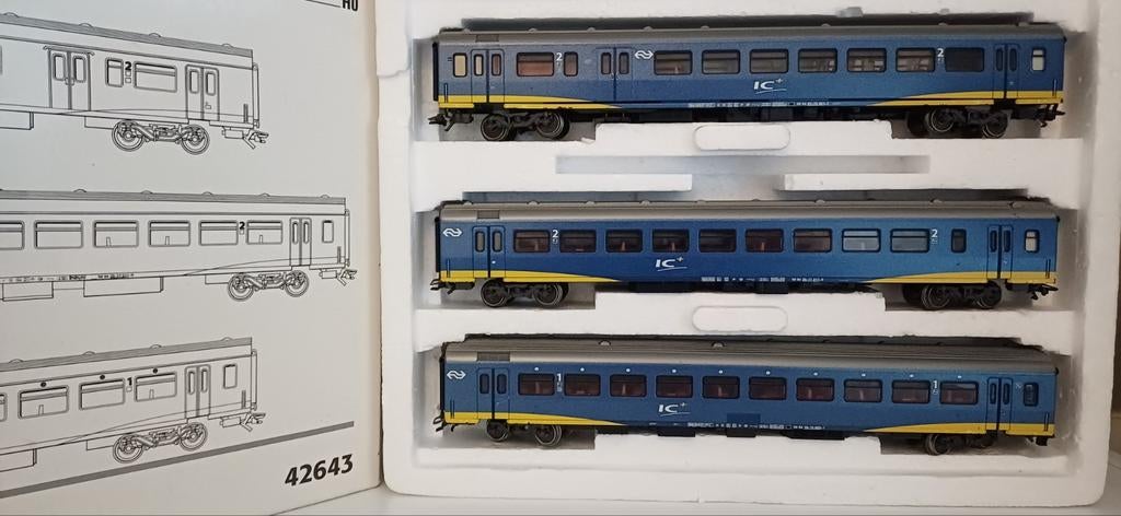 Märklin 42643 Driedelige set ICR rijtuigen 'IC+' van de NS, Wisselstroom, Wagon, Ophalen of Verzenden, Märklin
