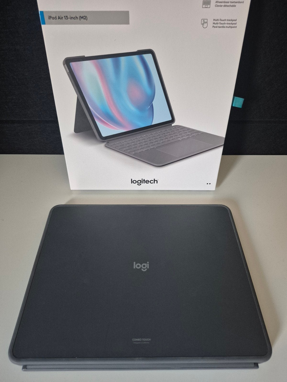 Logitech Toetsenbord Hoes voor Apple iPad Air 13 inch M2, 13 inch of meer, Apple iPad Air, Ophalen of Verzenden, Zo goed als nieuw