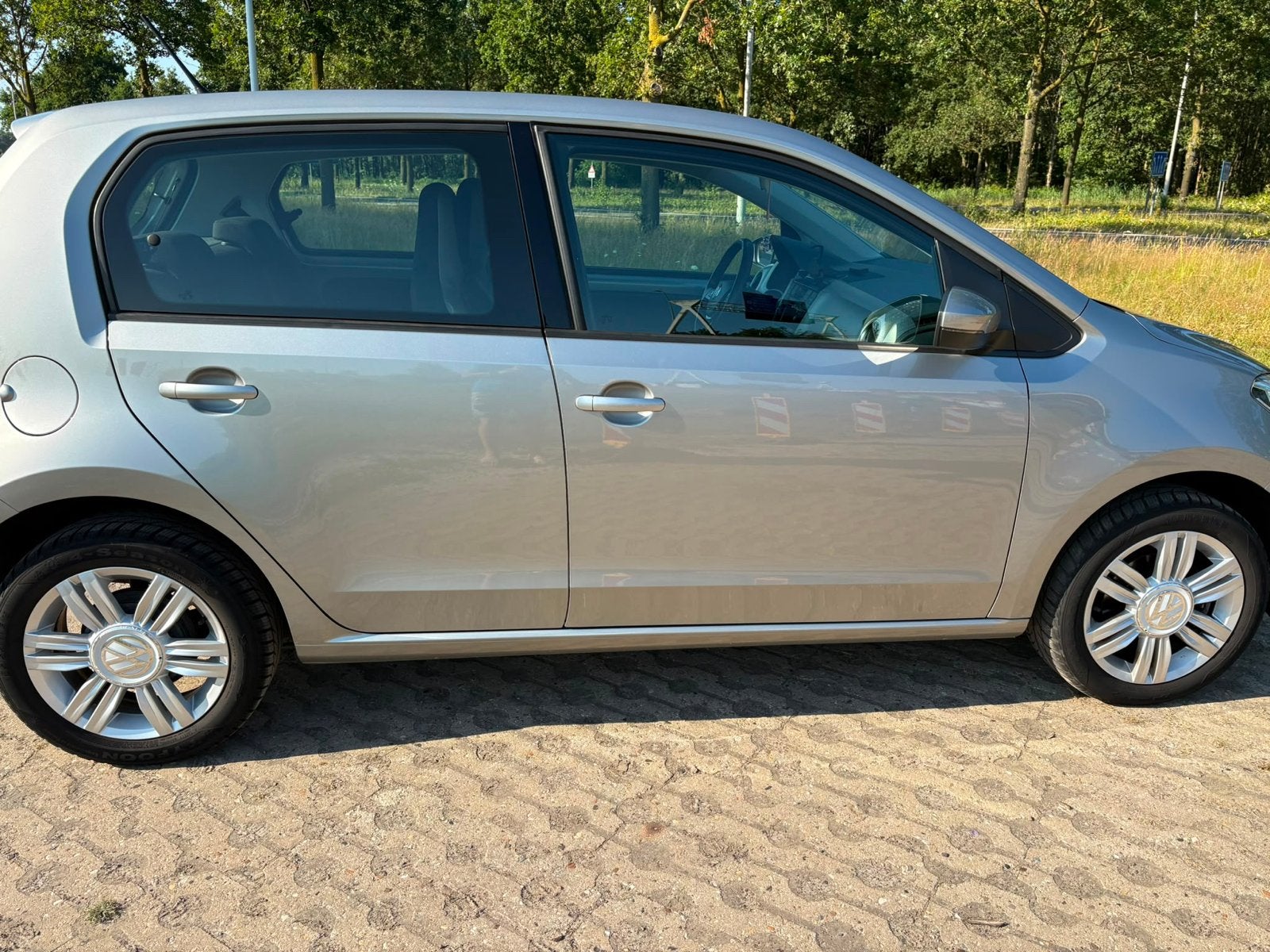 Volkswagen up! High-up 2018 Grijs, Voorwielaandrijving, Up!, 4 stoelen, Origineel Nederlands