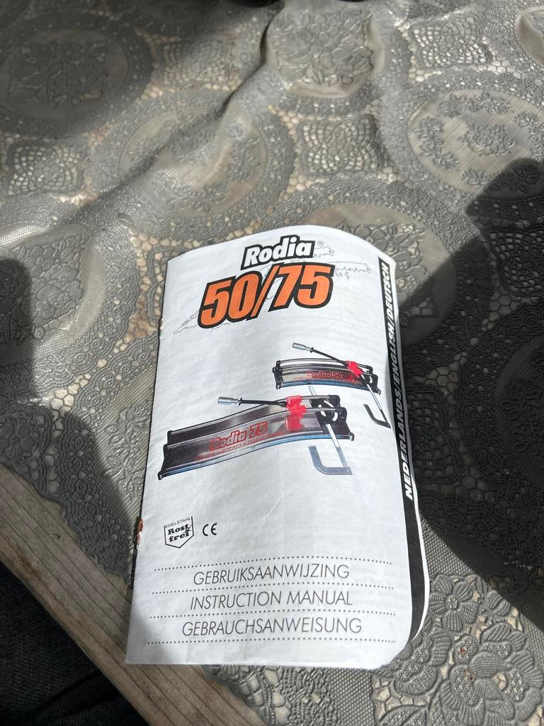 Rodia 75 Tegelsnijder - Roestvrijstaal, Doe-het-zelf en Verbouw, Overige typen, Ophalen of Verzenden, Zo goed als nieuw, Minder dan 5 m²