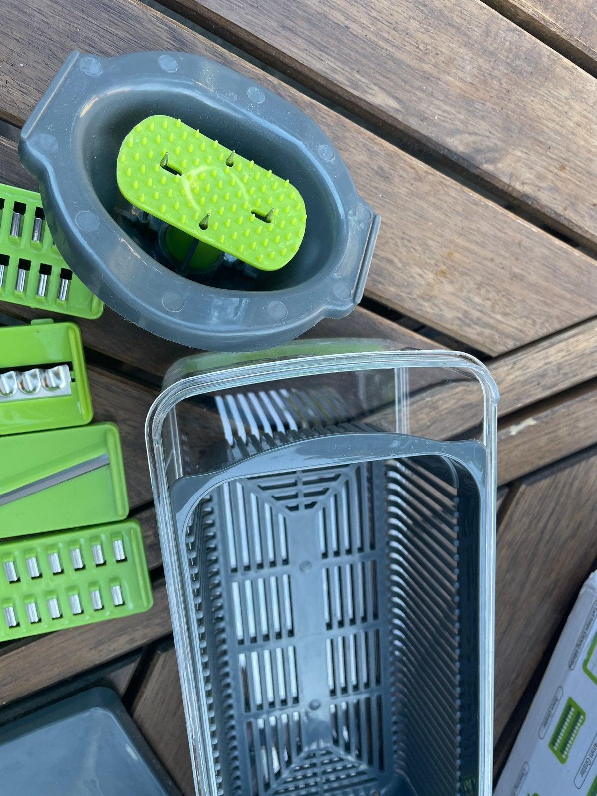 Nieuwe 14-delige Veggie Slicer - Groentesnijder en Rasp, Ophalen, Overige typen, Kunststof, Nieuw