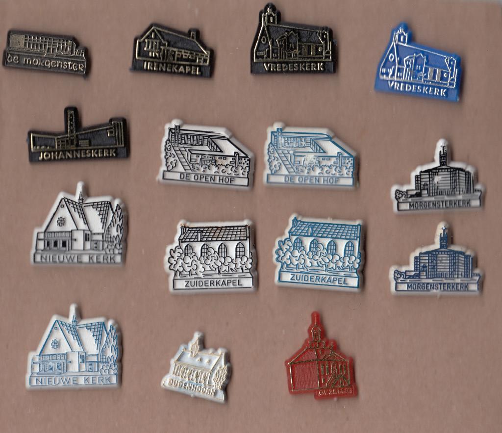 Kerken Zuiderkapel Oudenhoorn Vredeskerk speldjes, Verzamelen, Speldjes, Pins en Buttons, Gebruikt, Niet vindbaar, Niet vindbaar