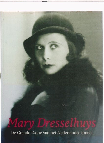 MARY DRESSELHUYS, Verzenden
