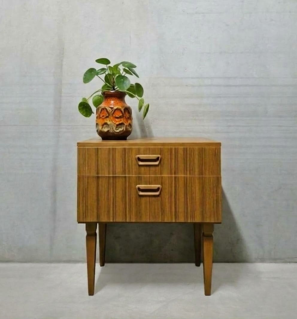 🪴 Vintage Mid-Century bijzetkastje - Retro 60' nachtkastje, Ophalen of Verzenden
