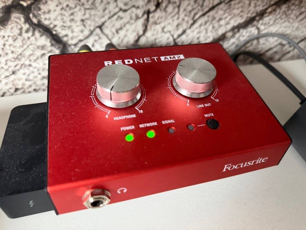 Focusrite RedNet AM2 Dante hoofdtelefoonversterker, Computers en Software, Geluidskaarten, Valparaisodreef 131, 3563VM Utrecht, NL
