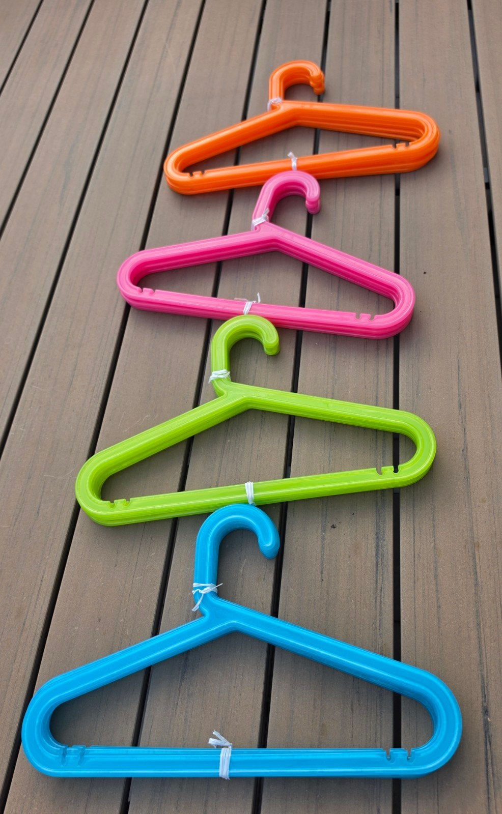 20x IKEA Bagis Kledinghangers - Diverse Kleuren, Ophalen of Verzenden, Gebruikt, Kunststof, Overige typen