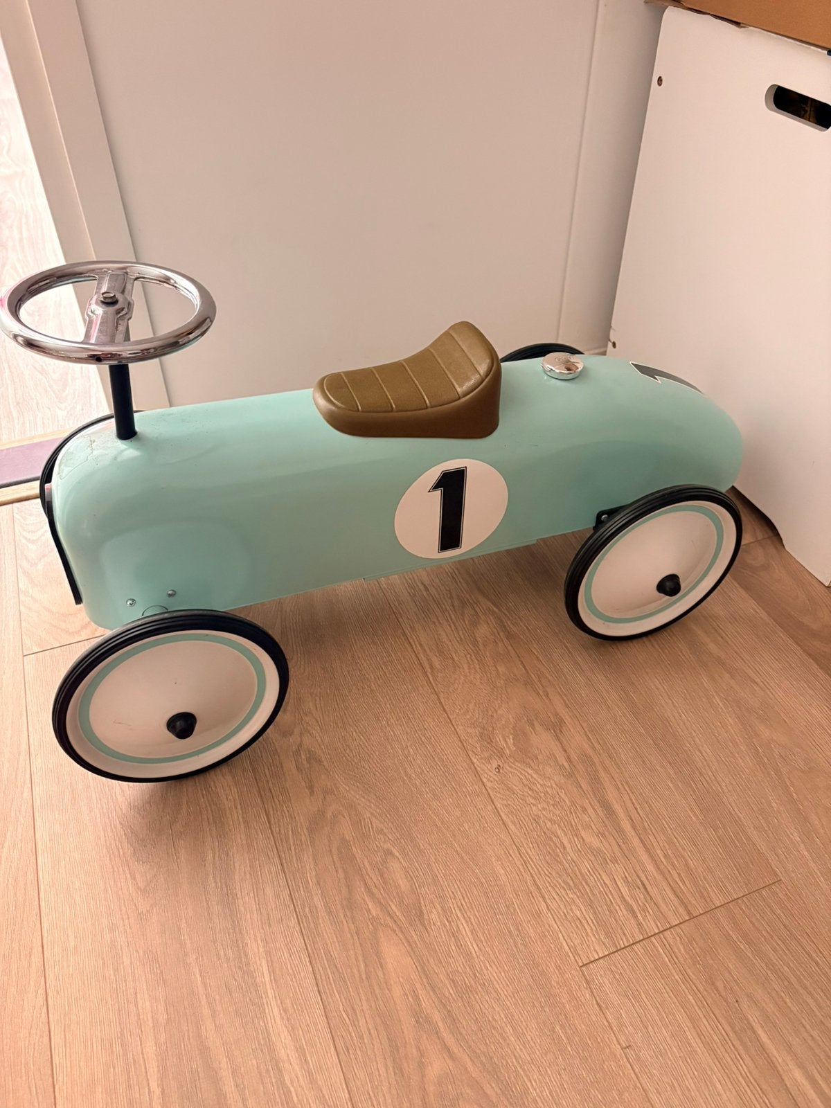 Loopauto, Ophalen, Zo goed als nieuw