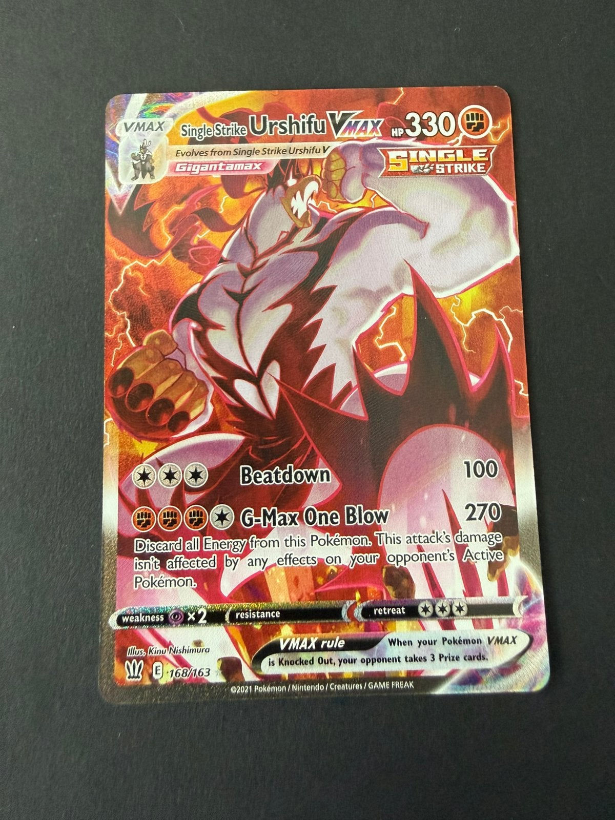 Battle Styles 168/163 Single Stike Urshifu Vmax, Ophalen of Verzenden, Nieuw, Losse kaart