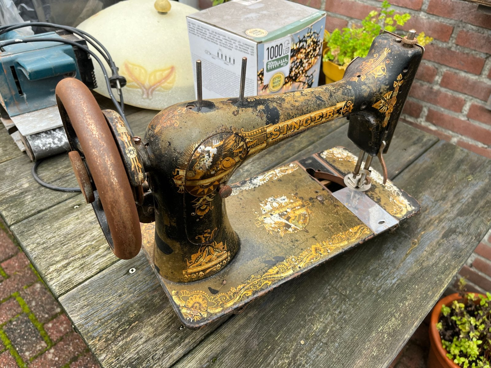 Oude Singer naaimachine - decoratie/restauratie, Ophalen
