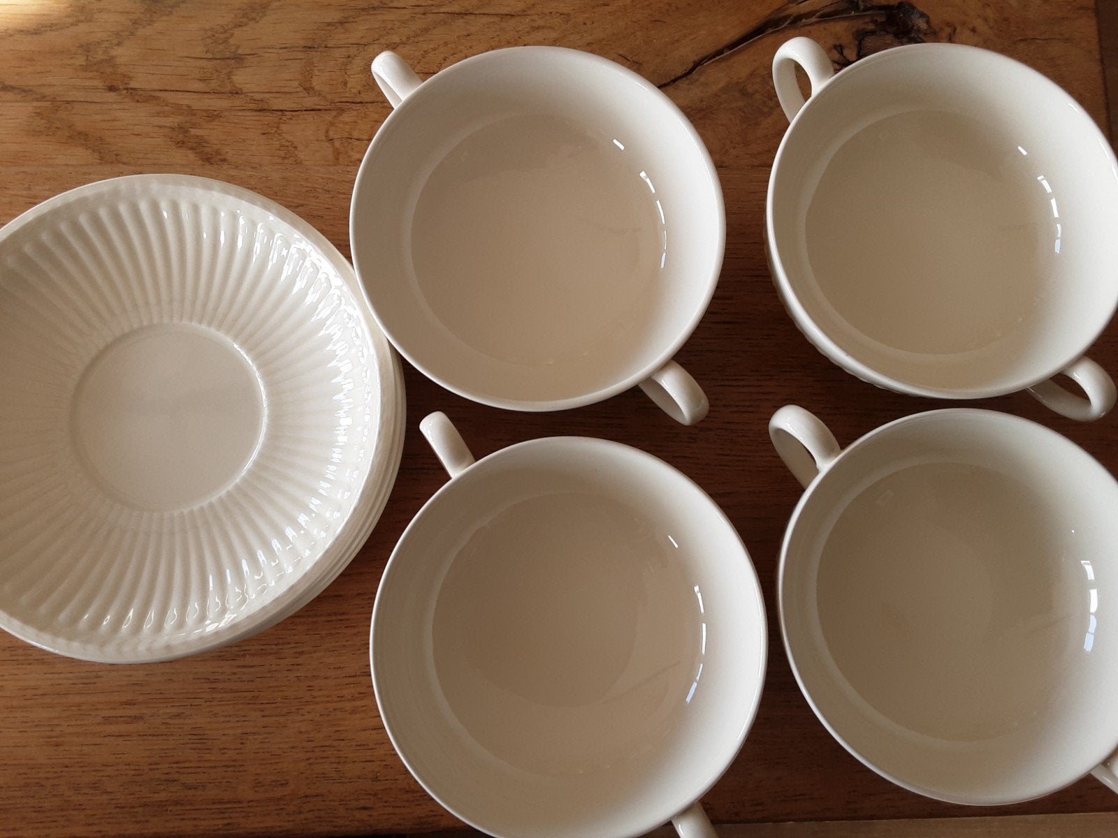 wedgwood Edme soepkommen met schotels per stuk, Ophalen, Aardewerk, Kop(pen) en/of Schotel(s)