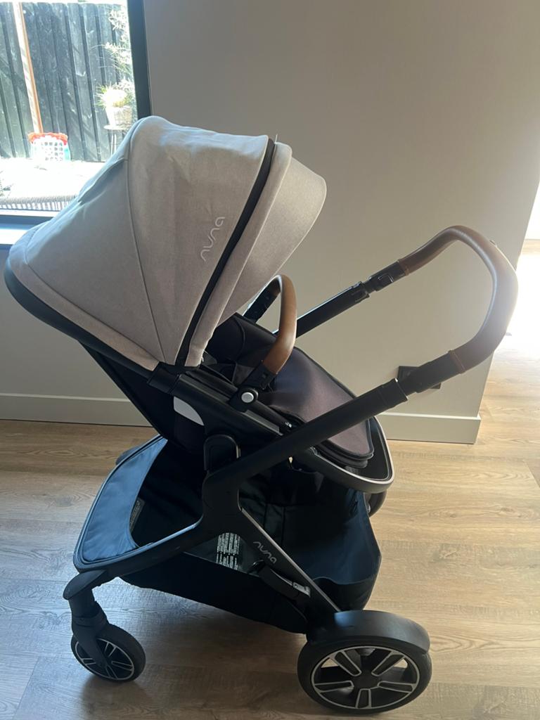 Nuna Demi Grow kinderwagen incl reiswieg, Kinderen en Baby's, Kinderwagens en Combinaties, Zo goed als nieuw, Combiwagen, Met reiswieg