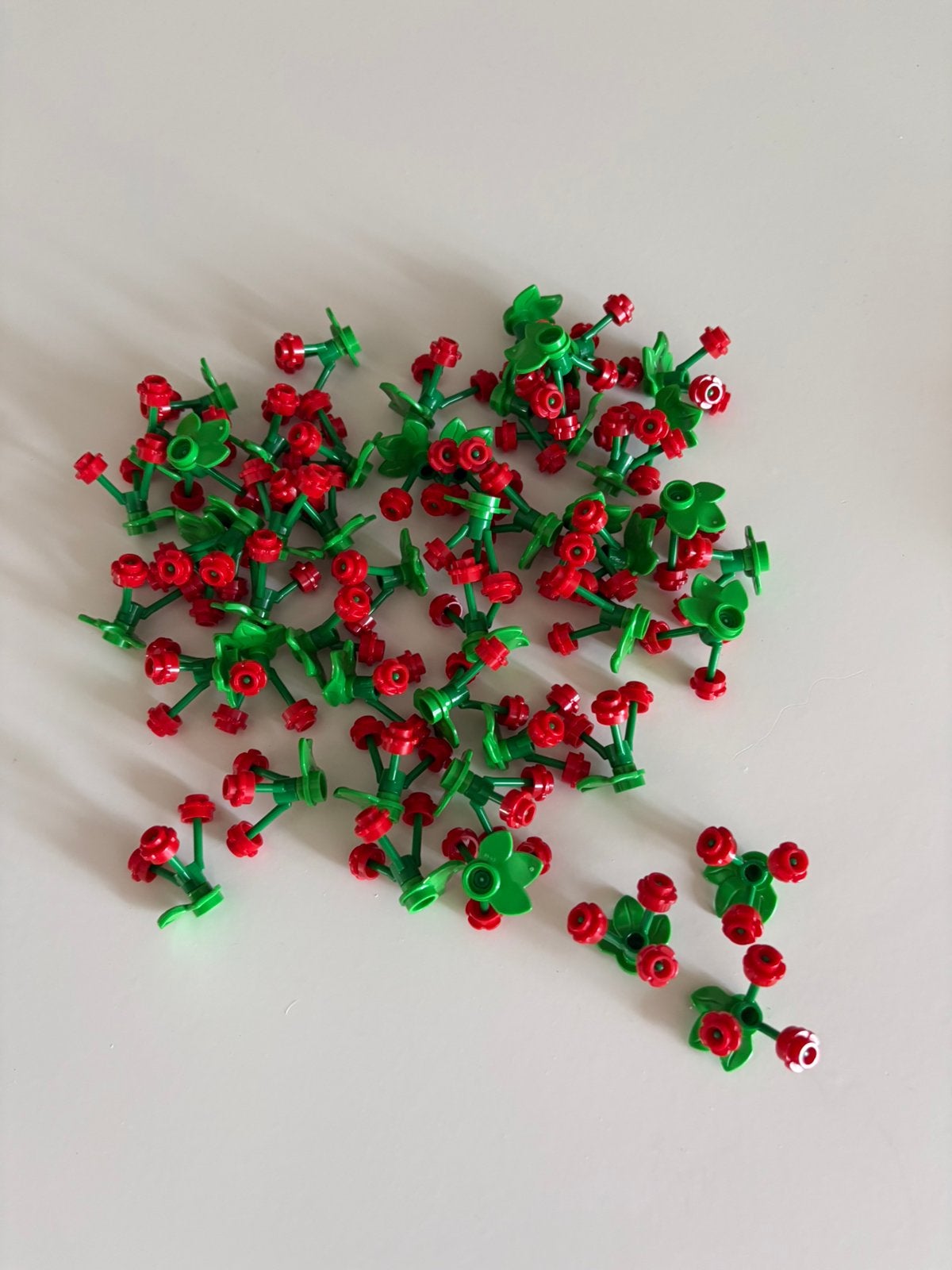 Lego bloemen rood - 50 stuks - Nieuw, Overige thema's, Lego, Nieuw, Ophalen of Verzenden