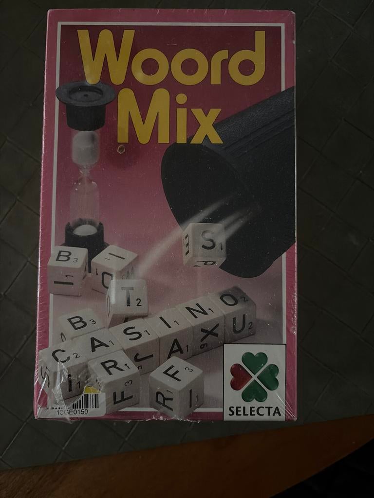 Woord Mix - Woordspel van Selecta, Ophalen of Verzenden, Zo goed als nieuw