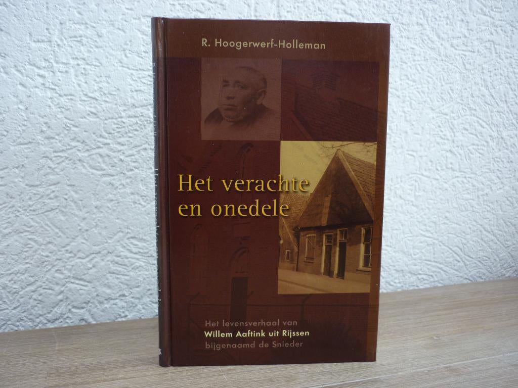 R. Hoogerwerf - Holleman - Het verachte en onedele, Boeken, Ophalen of Verzenden, Zo goed als nieuw, Christendom | Protestants