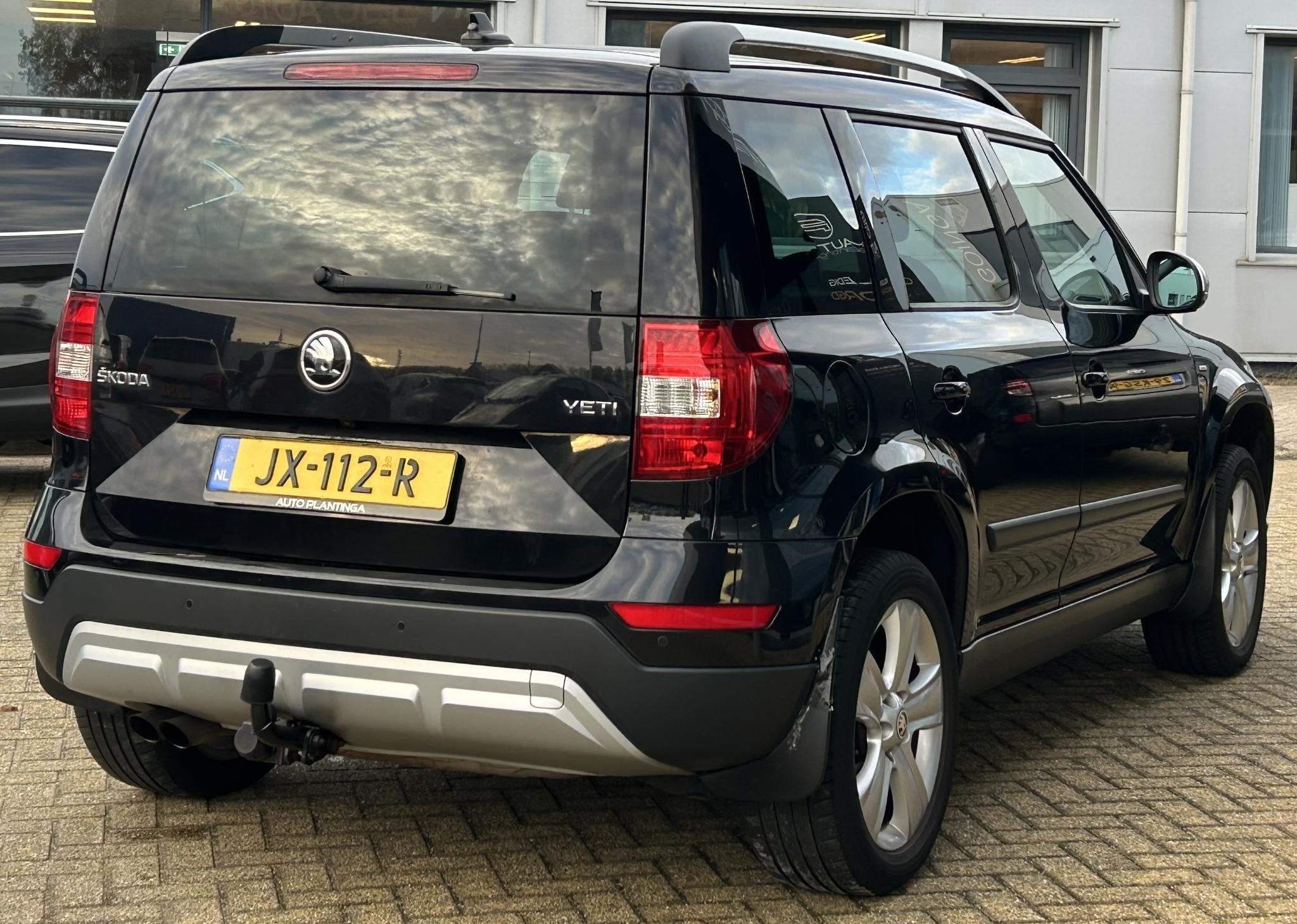 Skoda Yeti Outdoor 1.4 TSI Greentech JOY 125PK | LUXE | AUTO, Auto's, 125 pk, Euro 6, 4 cilinders, Zwart