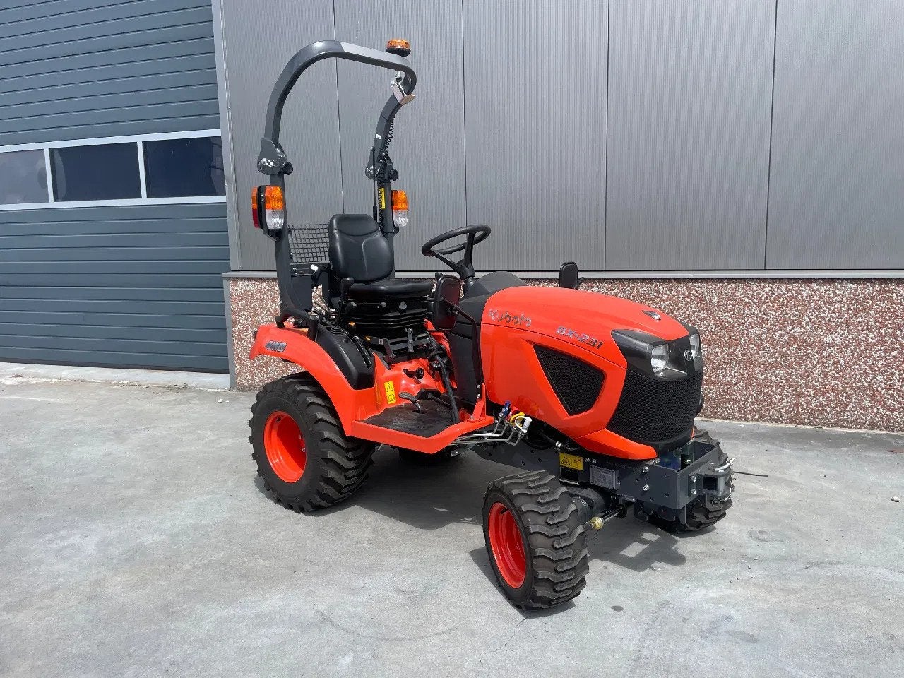 Kubota BX-231 MARGE compact mini tractor Demo - lease 350,-/, Zakelijke goederen, Machines en Bouw | Tuin, Park en Bosbouw, Overige typen